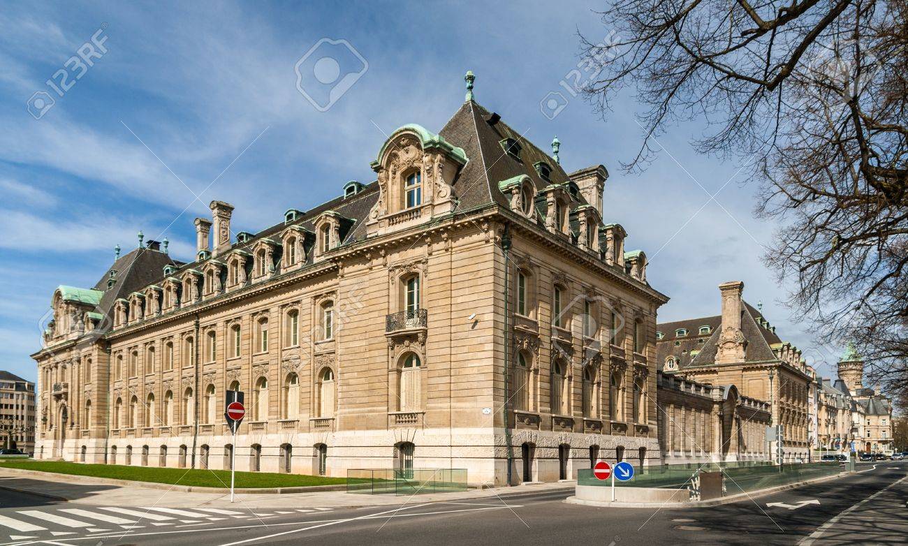 아르셀로 미탈 SA-룩셈부르크의 본사 로열티 무료 사진, 그림, 이미지 그리고 스톡포토그래피. Image 19109192