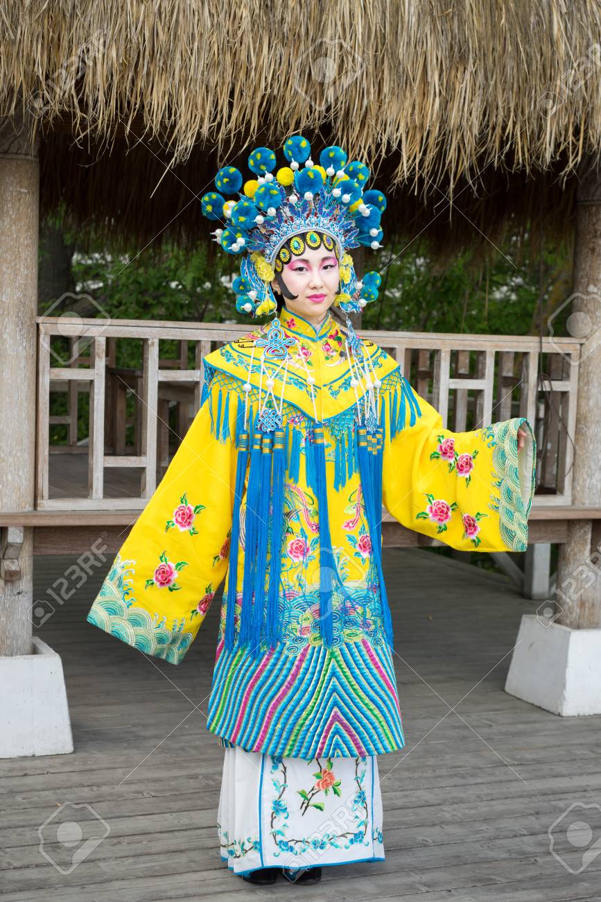 long sleeve chinese dress