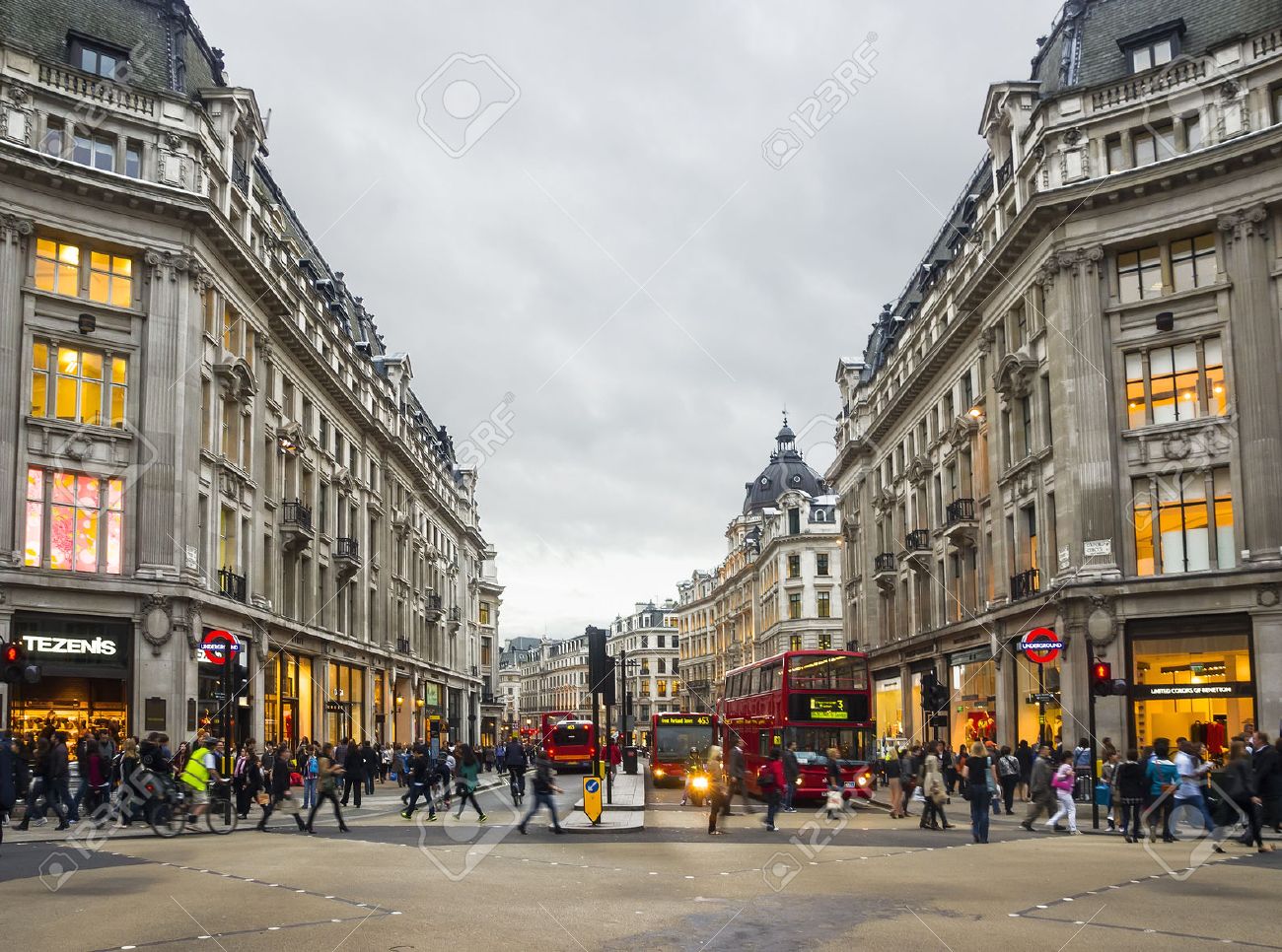 london 20 sept vue de oxford street le 20 septembre 2011 à londres
