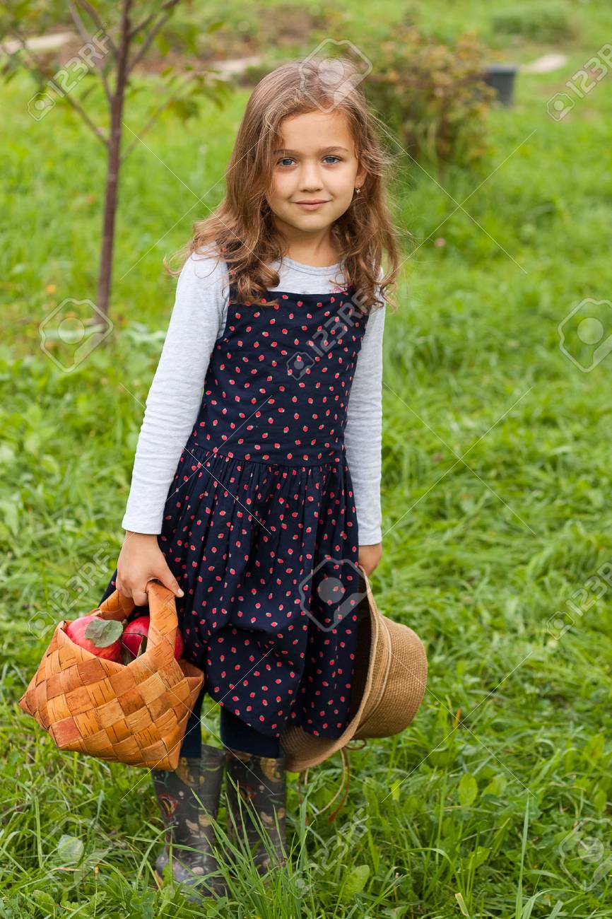 what to buy a six year old girl