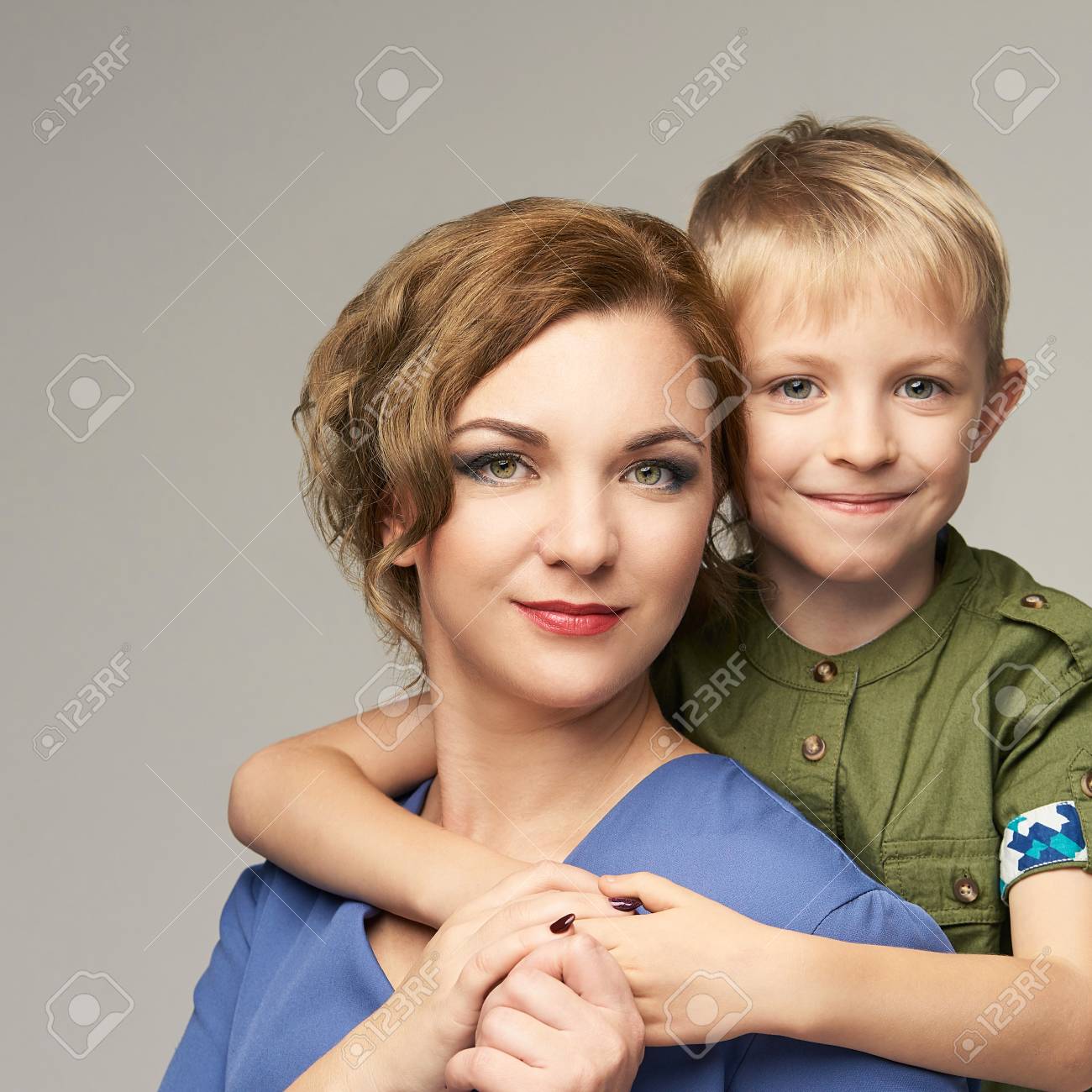 mature moomy and boys Mature moomy and boys