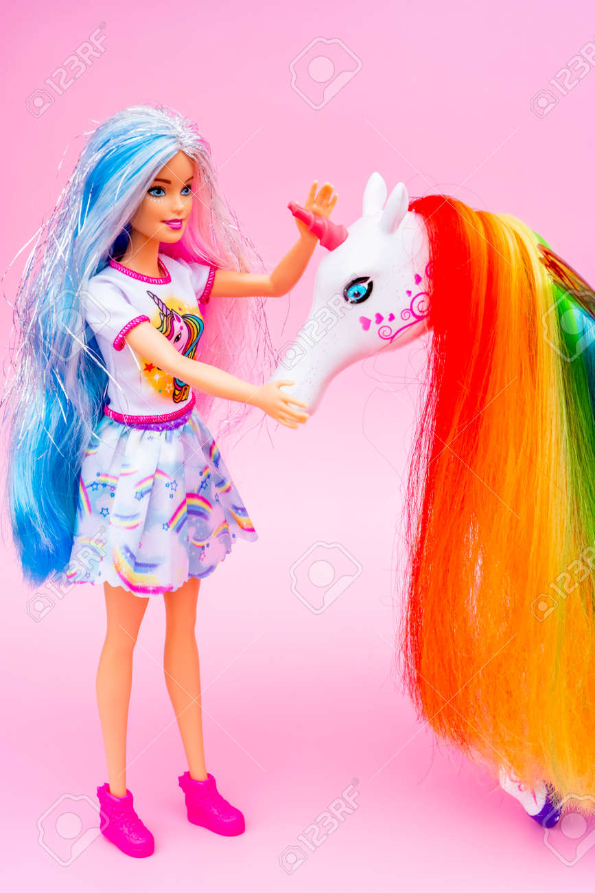 Doll Unicornio Veterinaria Barbie Shop Muñeca Barbie Unicornio Outlet - Main Image