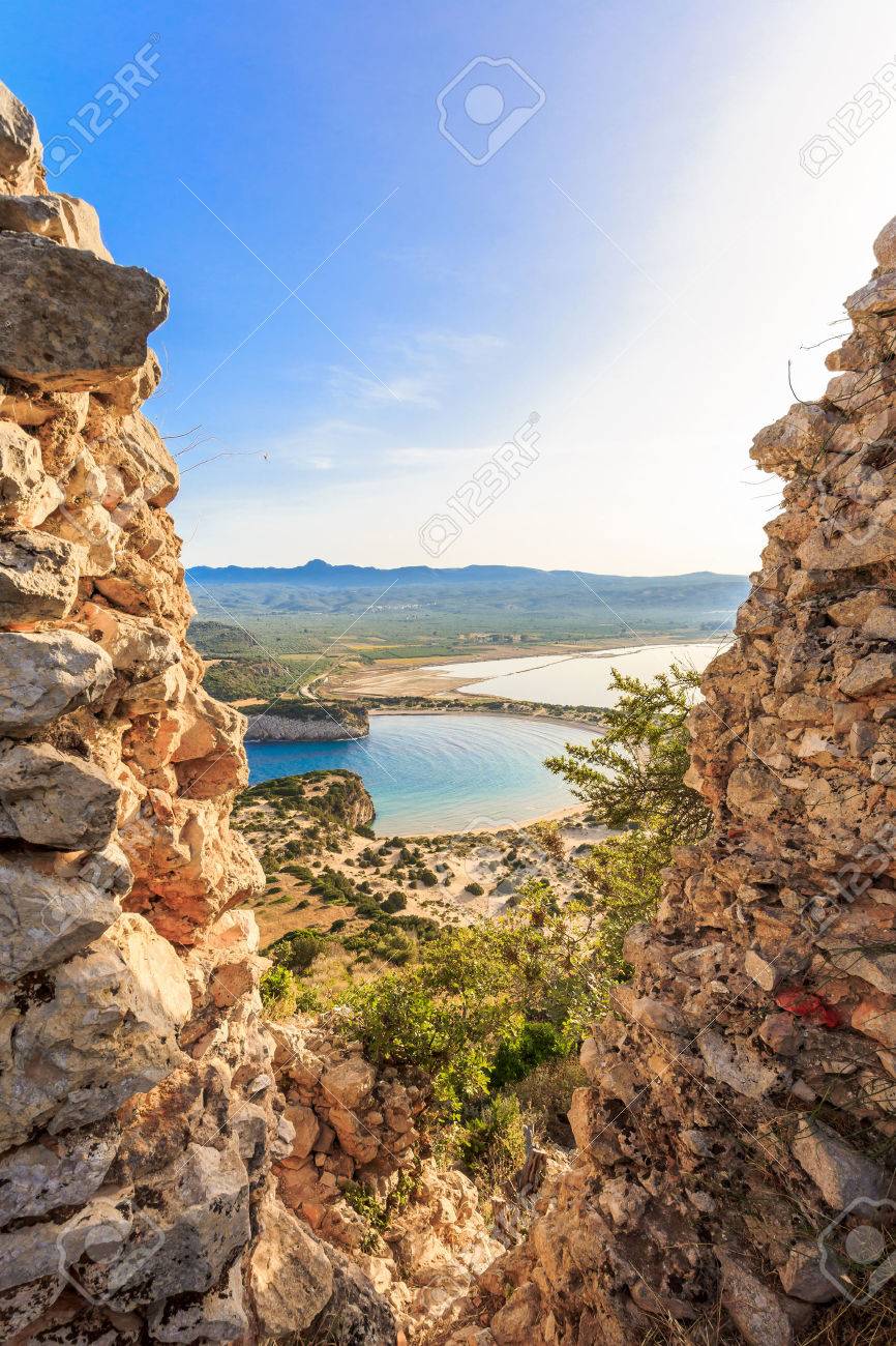 view on Voidokilia beach from Paleokastro, Messenia - 68039179 view on Voidokilia beach from Paleokastro, Messenia - 68039179