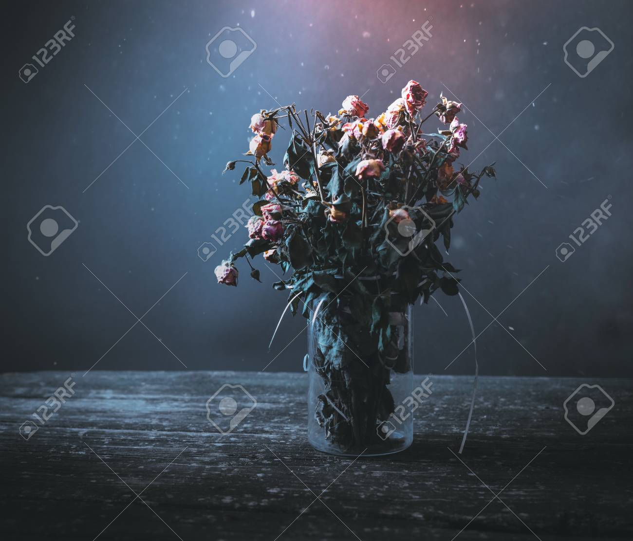 インゲボルグ 枯れた感じの薔薇の花束 【公式通販】