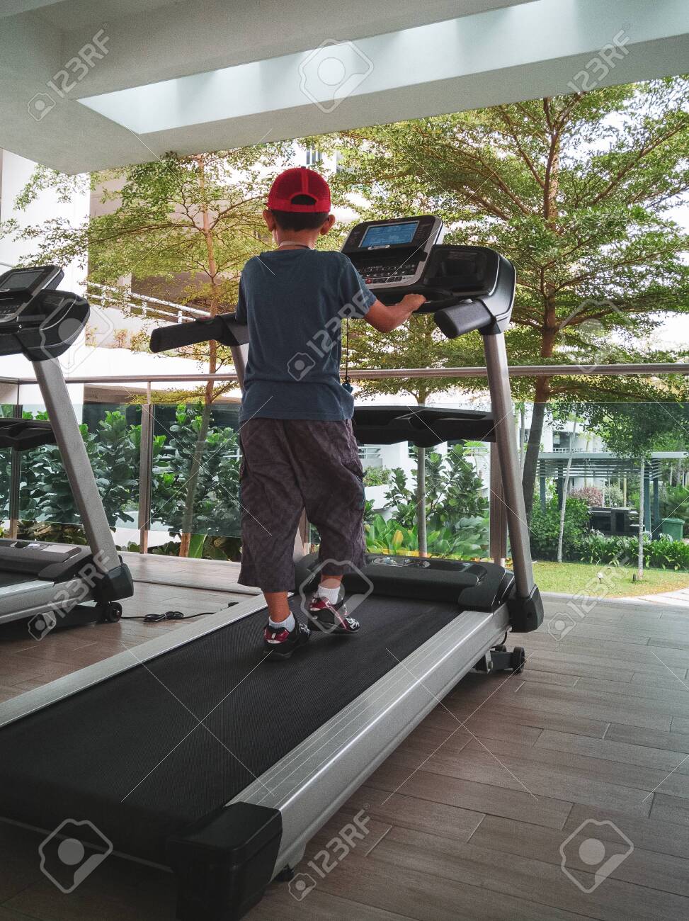 studio running machine