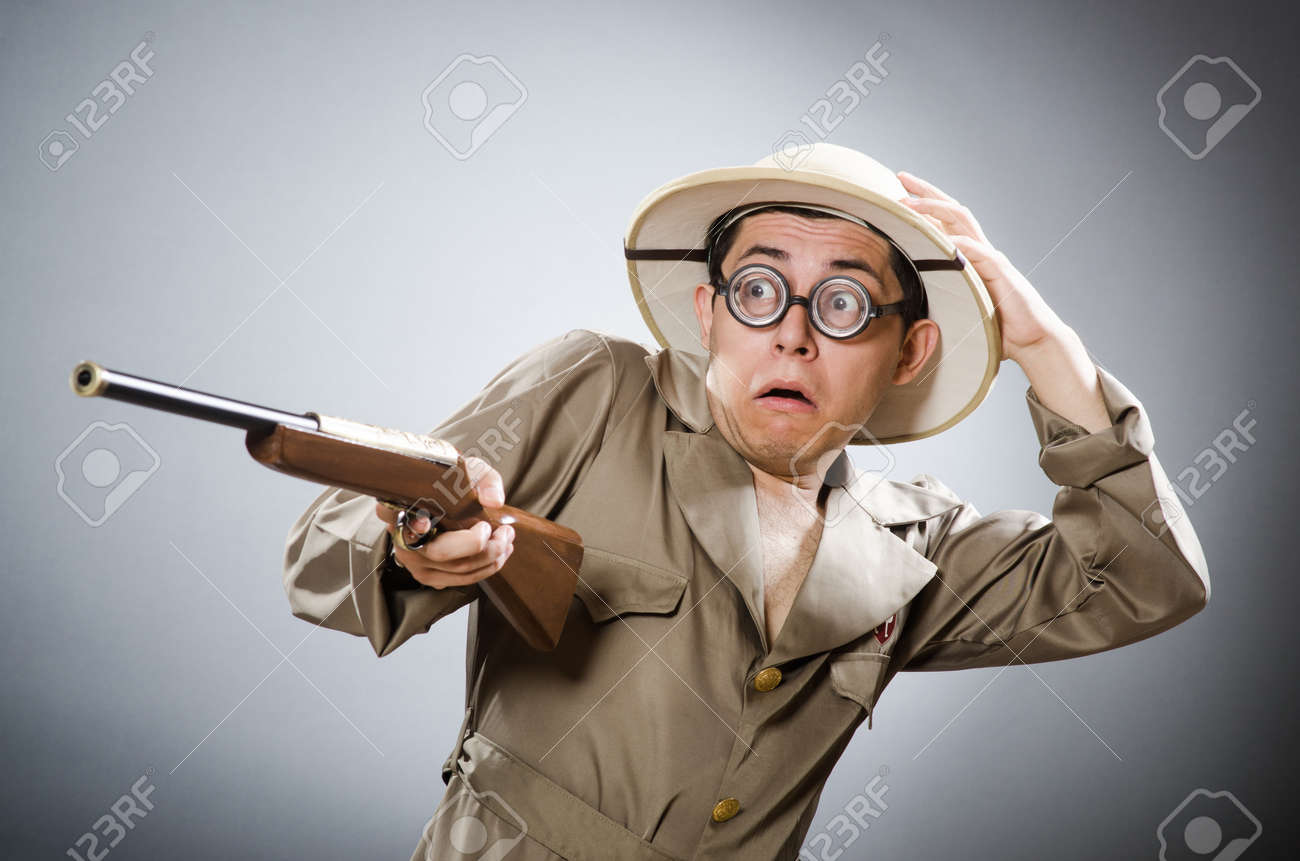 Chasseur Drole Dans Le Concept De Chasse Banque D Images Et Photos Libres De Droits Image