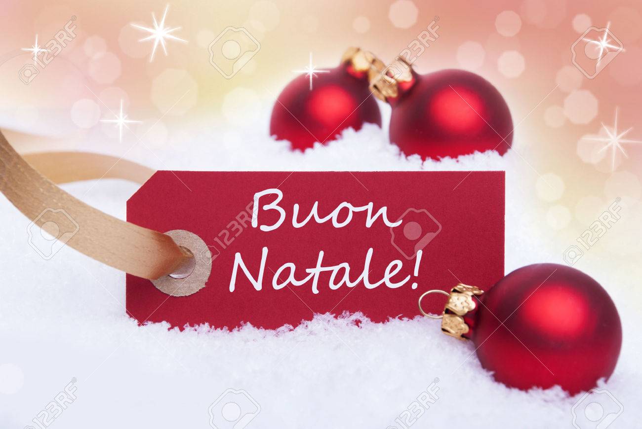 Bilder Buon Natale.Ein Red Label Mit Dem Italienischen Worter Buon Natale Was Bedeutet Frohe Weihnachten Auf Sie Lizenzfreie Fotos Bilder Und Stock Fotografie Image 23005229