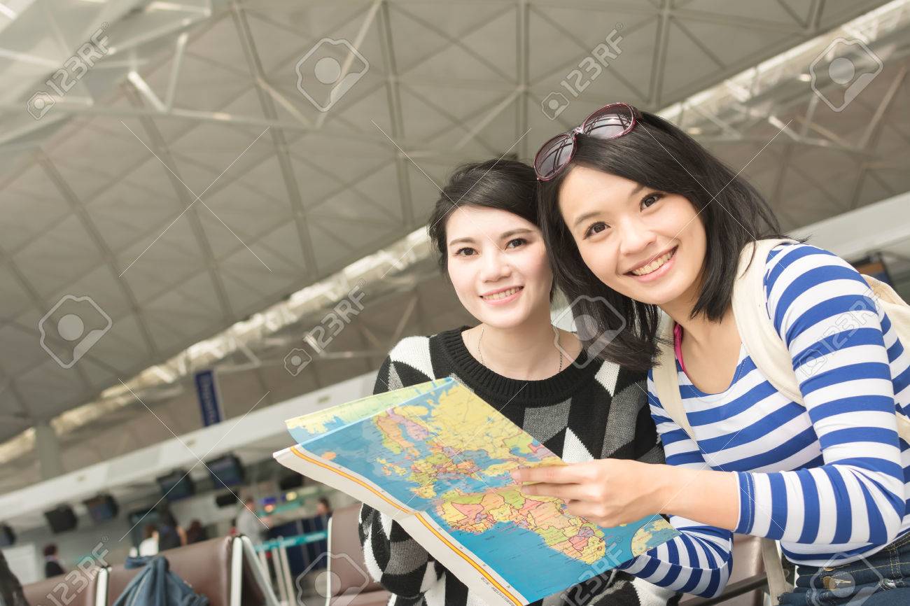 海外旅行友達とアジアの女性 の写真素材 画像素材 Image 海外旅行友達とアジアの女性 の写真素材 画像素材 Image