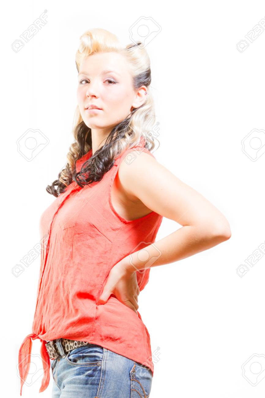 ロカビリー ファッションの若い大人の女性 の写真素材 画像素材 Image