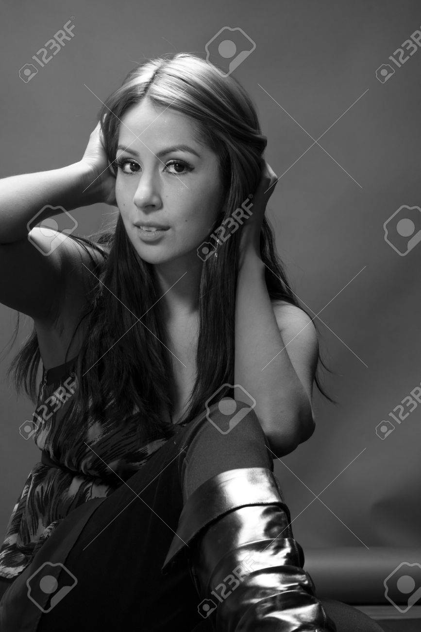 Pretty Latina Pictures