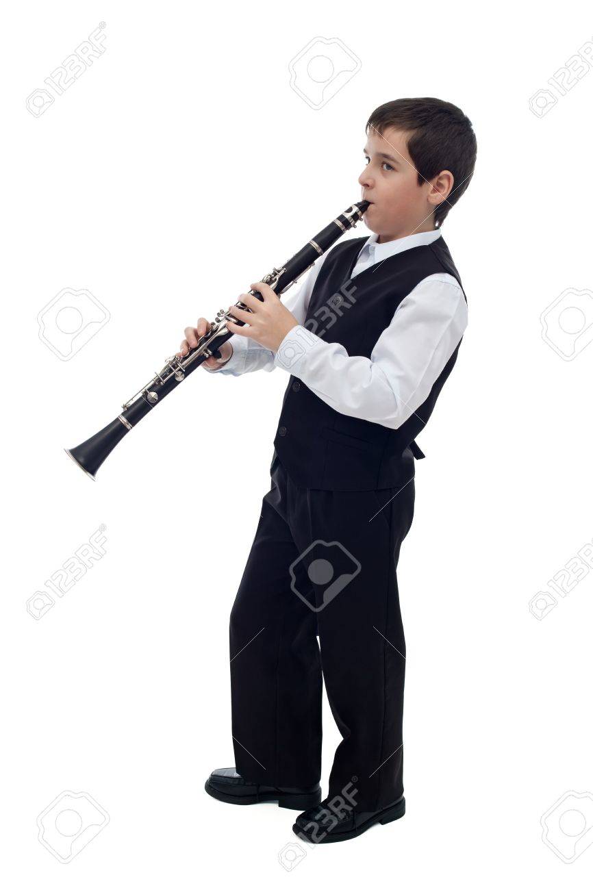 играющий на горне. кларнетист ребенок. уильям ваккиано трубач. кларнет для детей. играющий на горне.
