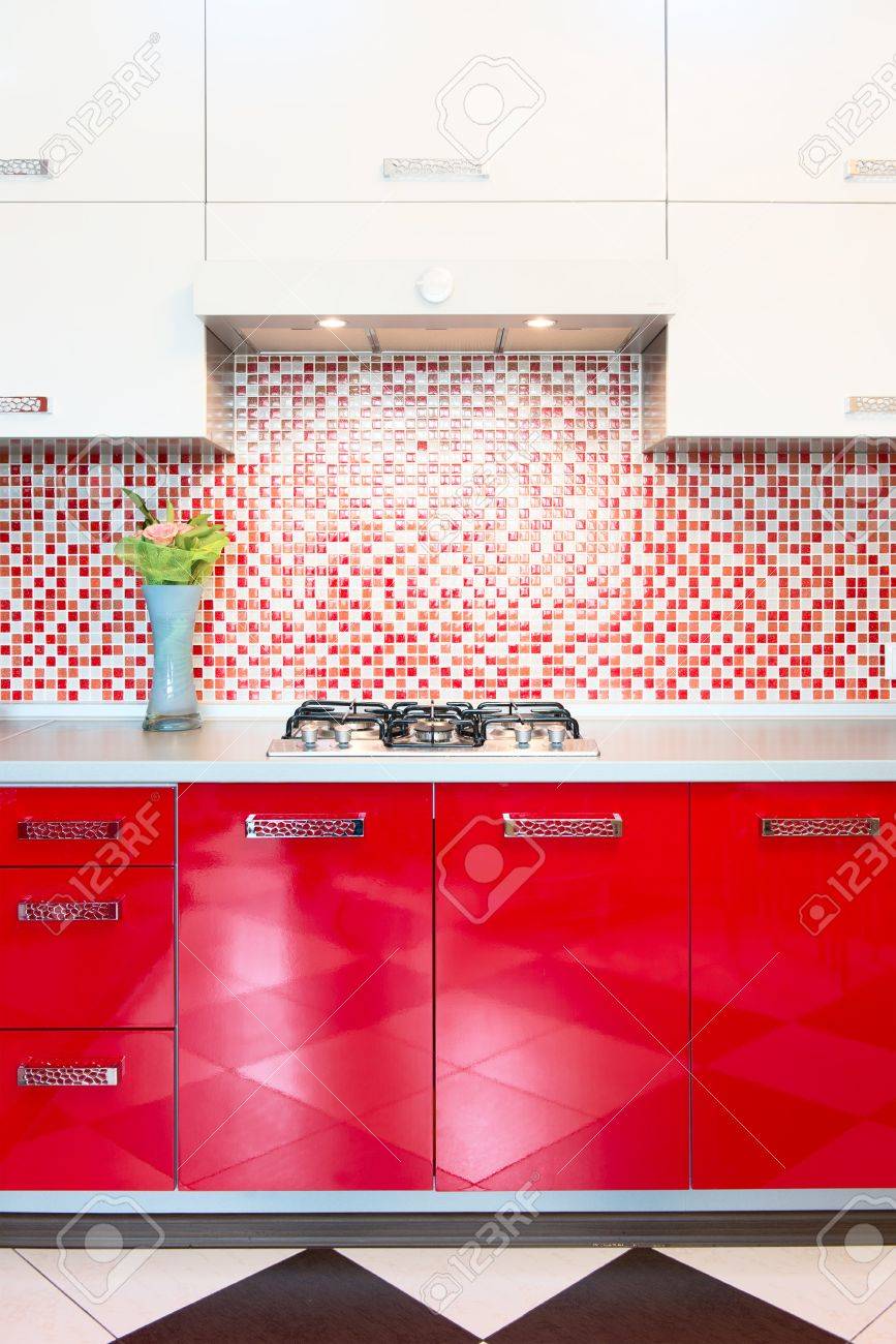 Piastrelle Cucina Rosse. Stunning Cucina Con Pavimenti E Grigi With ... Piastrelle Cucina Rosse. Stunning Cucina Con Pavimenti E Grigi With ...