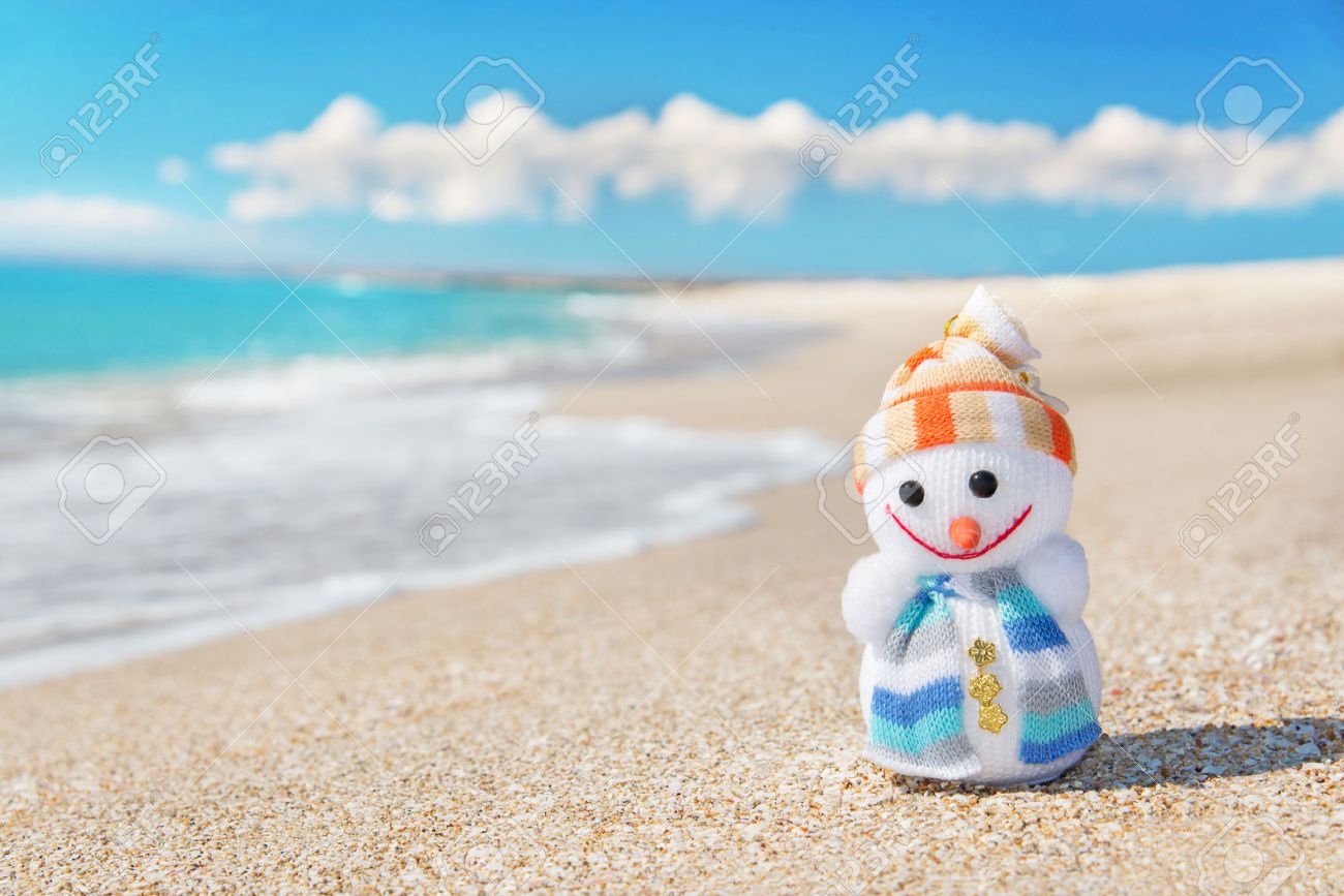 Beach Christmas Cards >> Smiley Toy Snowman At Sea Beach Holiday Concept For New Years Beach Christmas Cards >> Smiley Toy Snowman At Sea Beach Holiday Concept For New Years