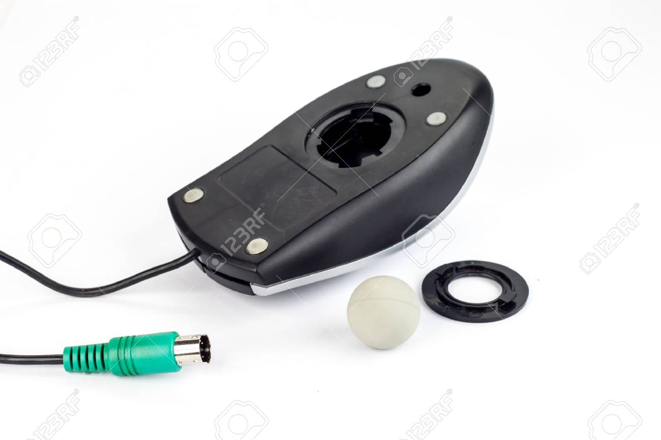 37444845-trackball-computer-mouse-isolated-on-white-background.jpg