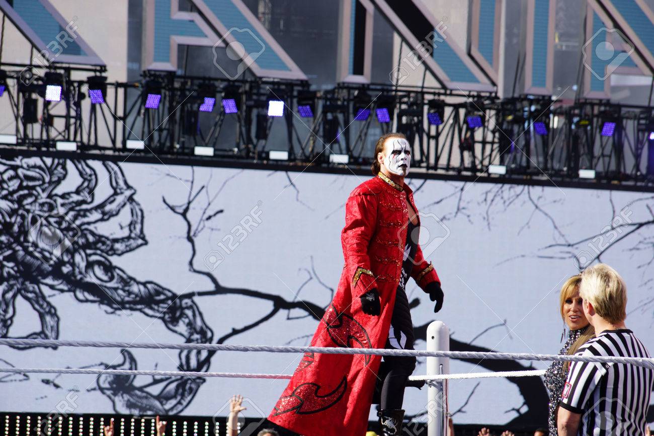 レッスル マニア 31 15 年 3 月 29 日に カリフォルニア州のサンタクララの Levi S のスタジアムで試合前にターン バックルの上のサンタ クララ 3 月 29 日 Wwe レスラー スティングが立っています の写真素材 画像素材 Image