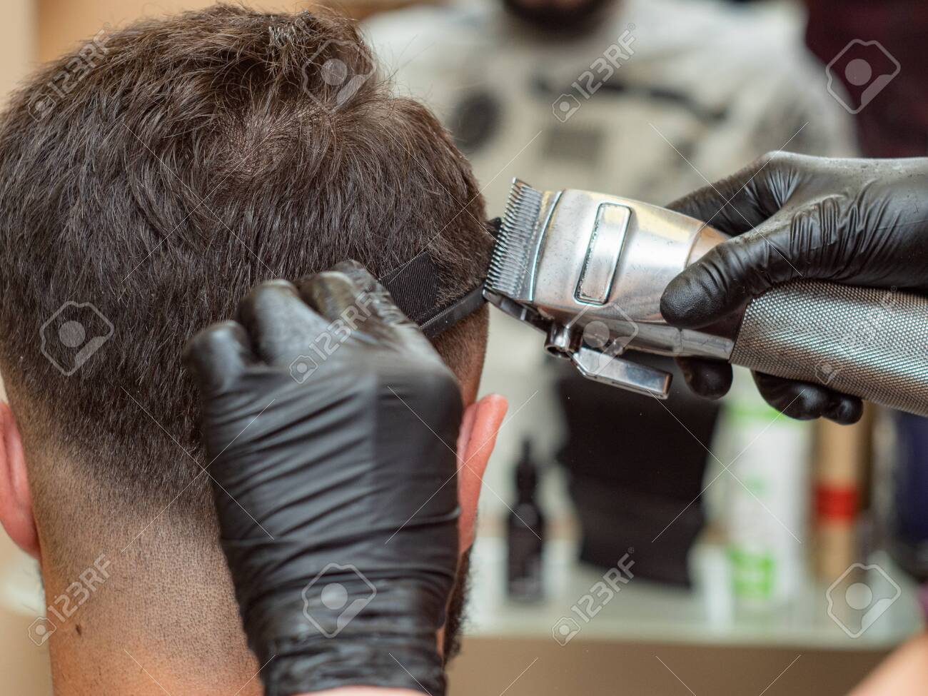 comb and clipper