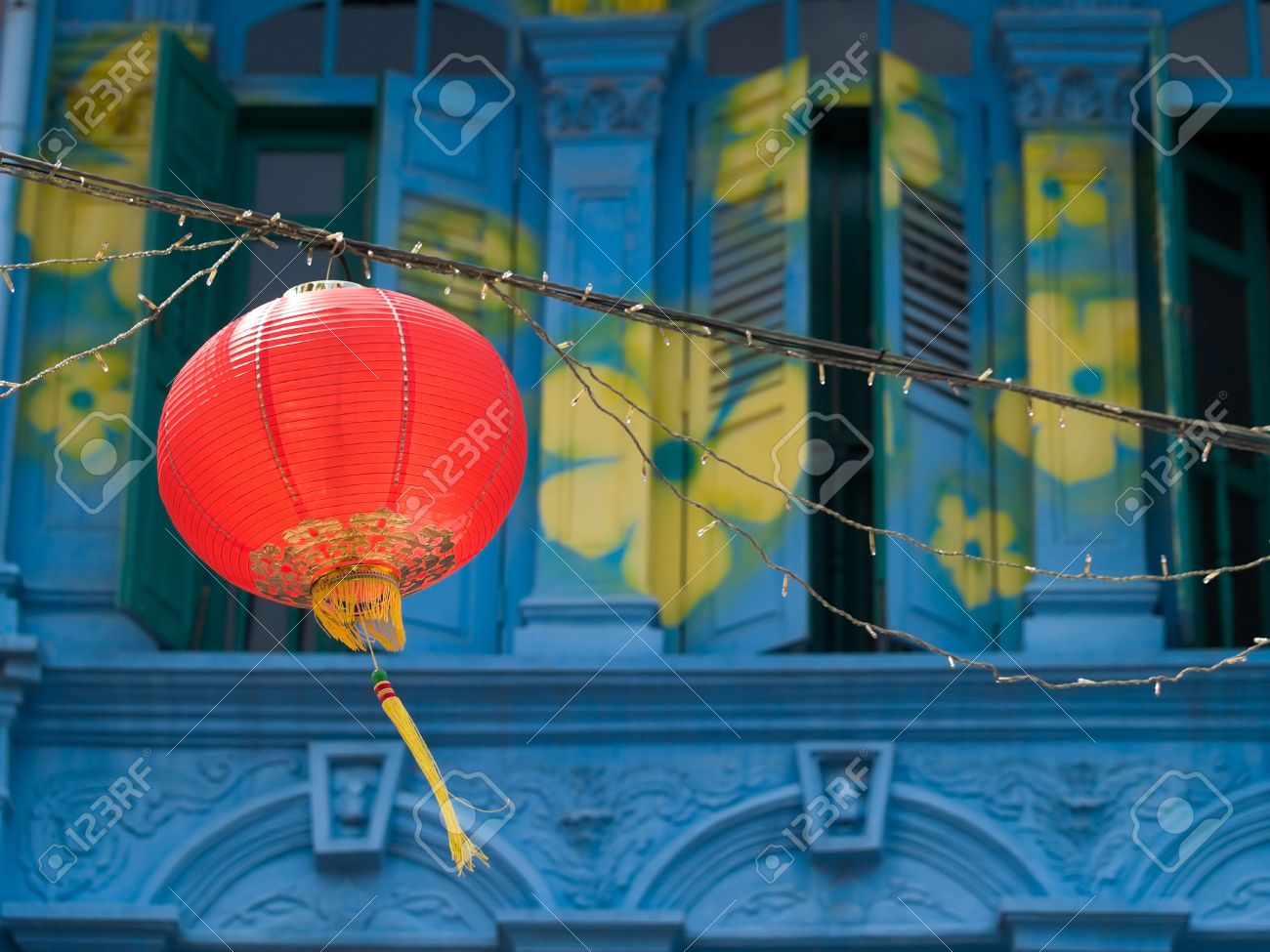 シンガポールのチャイナタウンで中国のランタン の写真素材 画像素材 Image