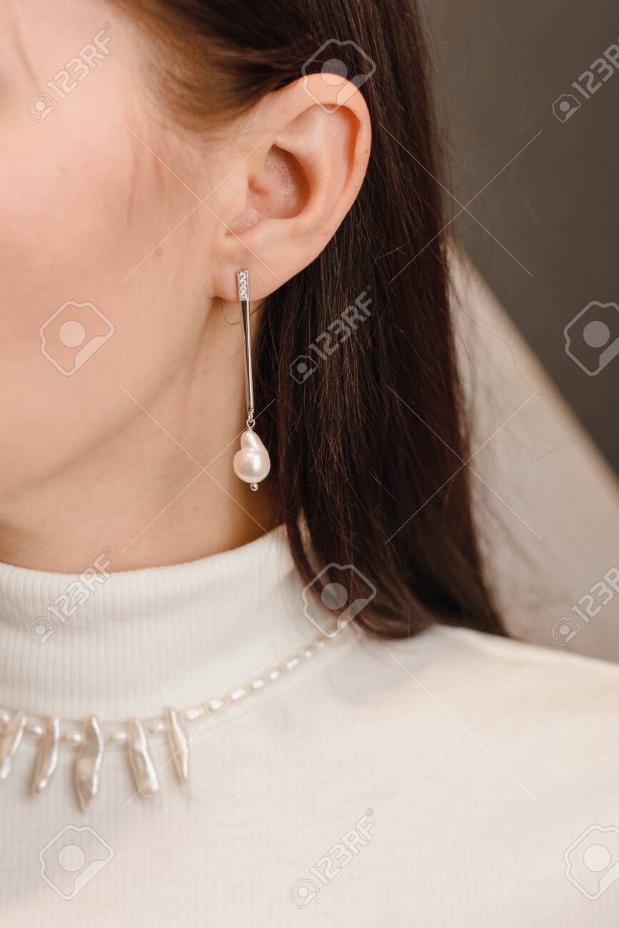 turtleneck with pearls