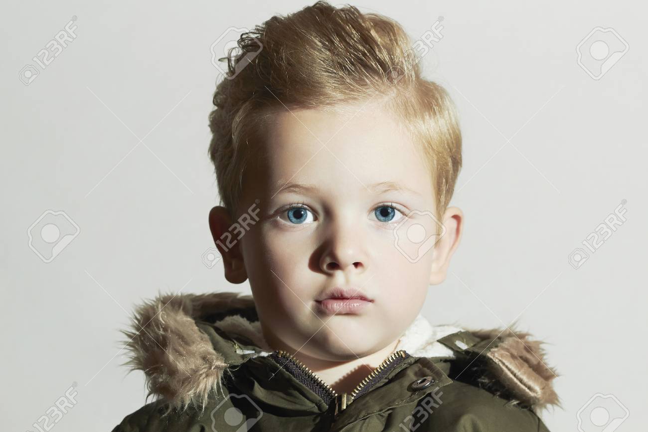 Enfant à La Mode En Manteau Dhiver La Mode Kidchildrenkhaki Parkalittle Garçon Coiffure