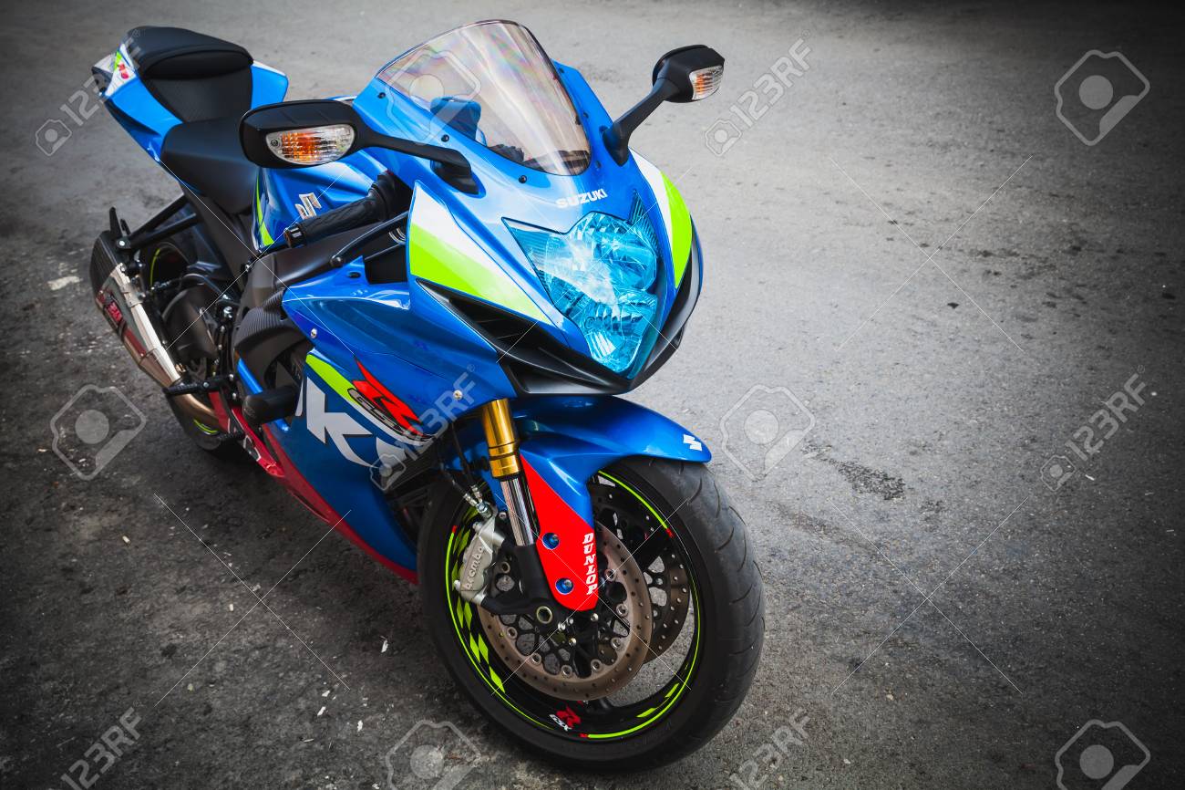 スズキ Gsx R1000 のバイクはスズキのオートバイの Gsx R シリーズのスーパー スポーツやスポーツ バイクでイスタンブール トルコ 16 年 6 月 30 日 の写真素材 画像素材 Image スズキ Gsx R1000 のバイクはスズキのオートバイの Gsx R シリーズのスーパー スポーツやスポーツ バイクでイスタンブール トルコ 16 年 6 月 30 日 の写真素材 画像素材 Image