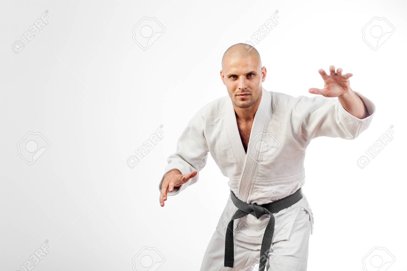 柔道 柔術の黒帯と白のスーツで若い格闘家 の写真素材 画像素材 Image