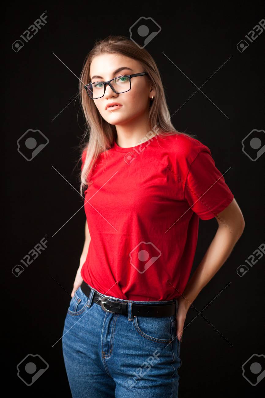 black jeans red t shirt