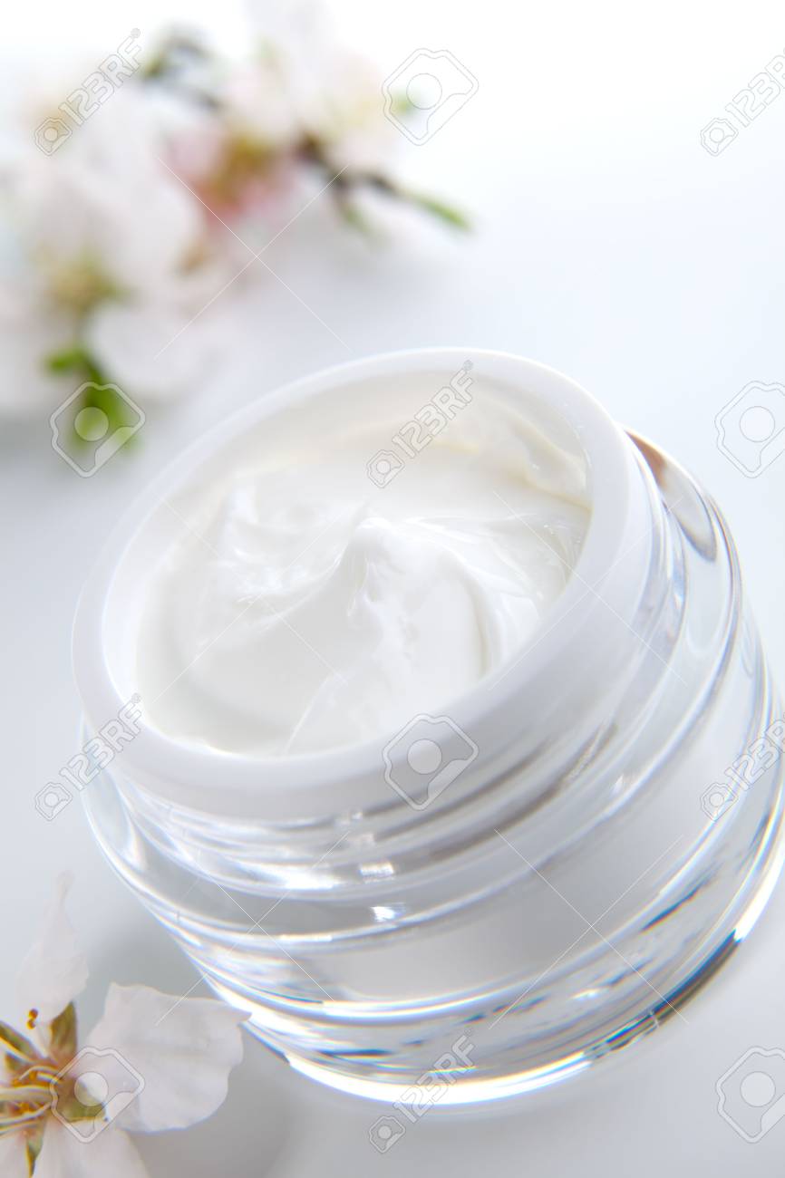almond cream for face