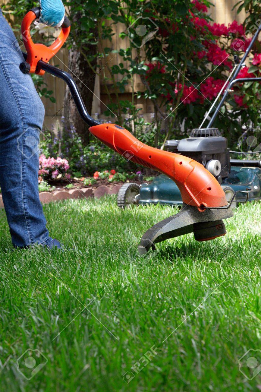 electric garden edge trimmer