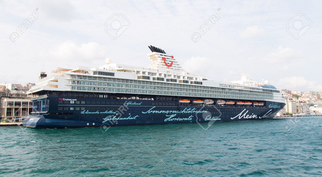 Istanbul Turkey September 05 2014 Mein Schiff 2 Cruise Ship