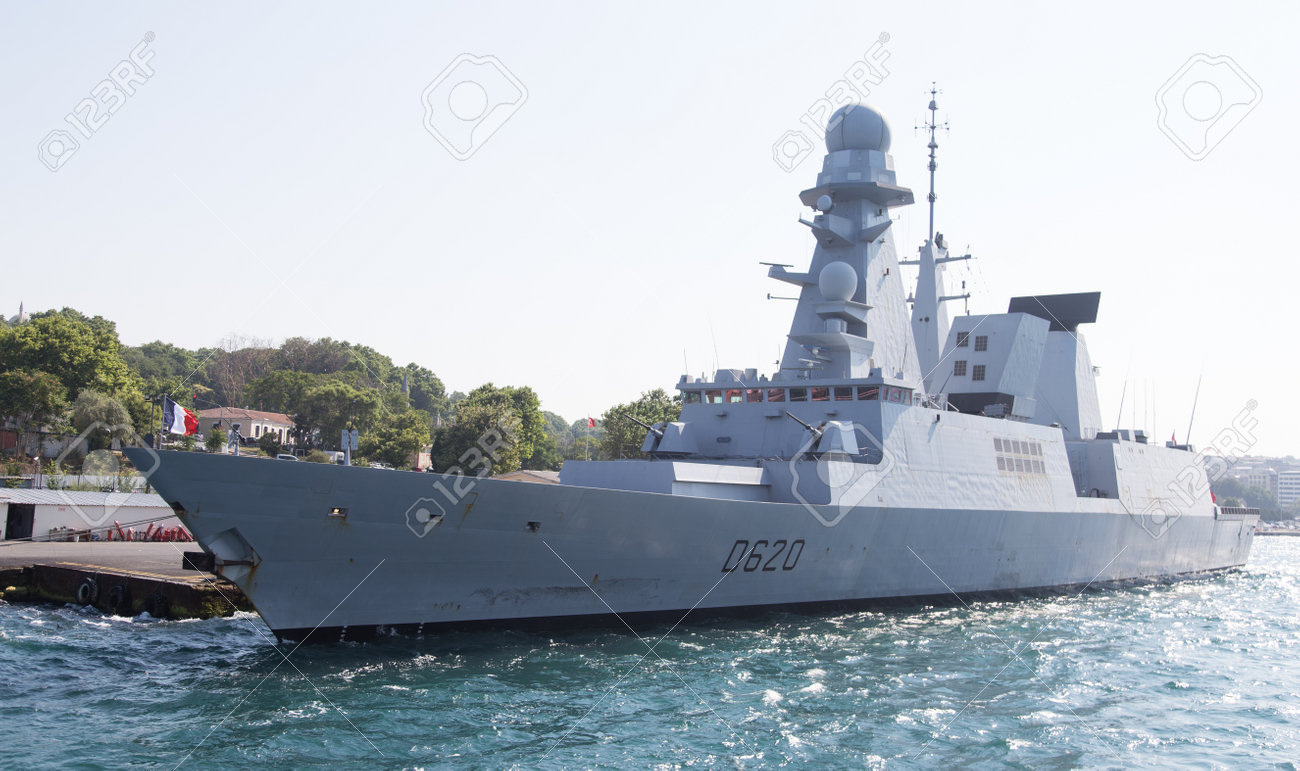 イスタンブール トルコ 15 年 7 月 10 日 フォルバン D6 イスタンブール ポート Sarayburnu 地区 の写真素材 画像素材 Image