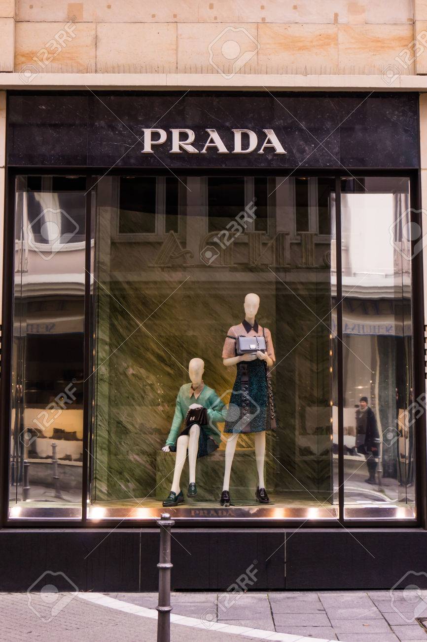 prada boutique