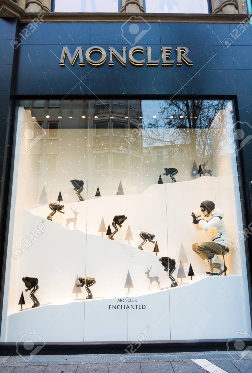 magasin moncler