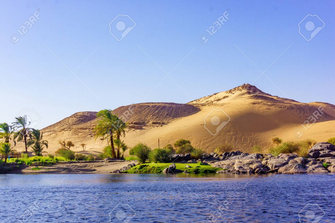 Fluss Nil In Agypten Leben Auf Dem Nil Lizenzfreie Fotos Bilder Und Stock Fotografie Image 74213031