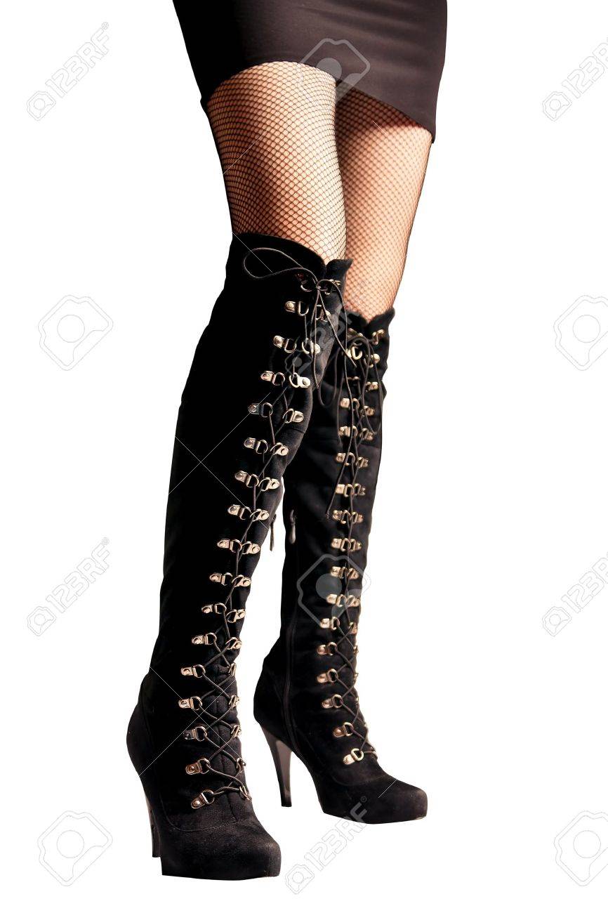 Vrouw In Goth Laarzen Met Hoge Hak Geïsoleerd Royalty Vrije Vrouw In Goth Laarzen Met Hoge Hak Geïsoleerd Royalty Vrije