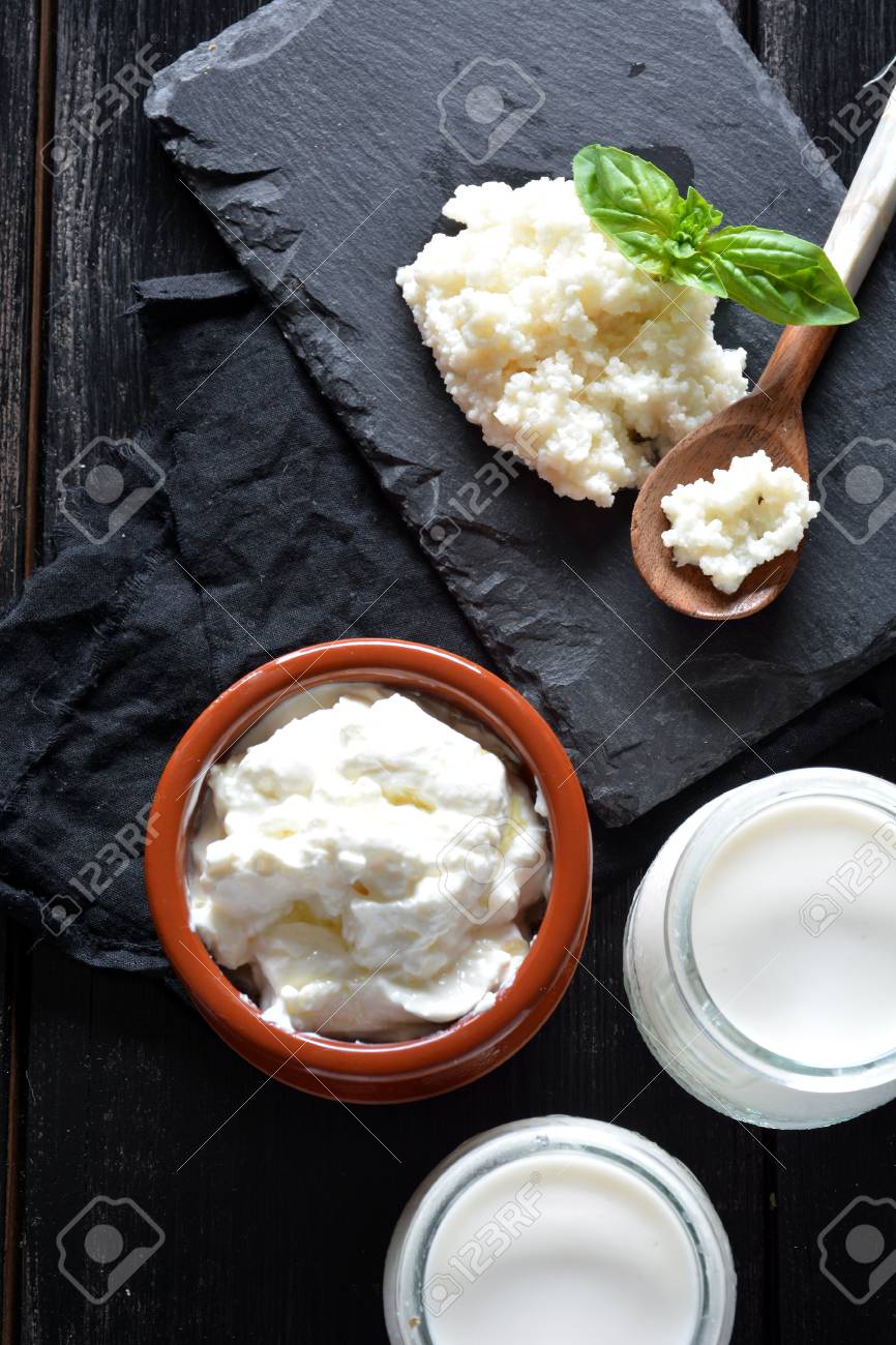 products that come from the kefir, such as the yoghurt and the cheese - 65511613 products that come from the kefir, such as the yoghurt and the cheese - 65511613