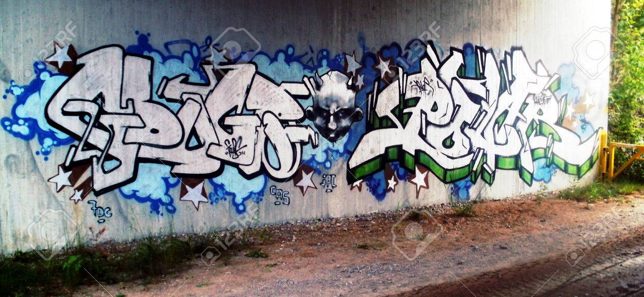 スウェーデンでコンクリートの壁に落書きの写真素材・画像素材 Image