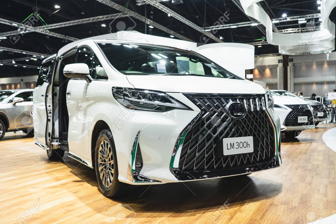 lexus van 2020