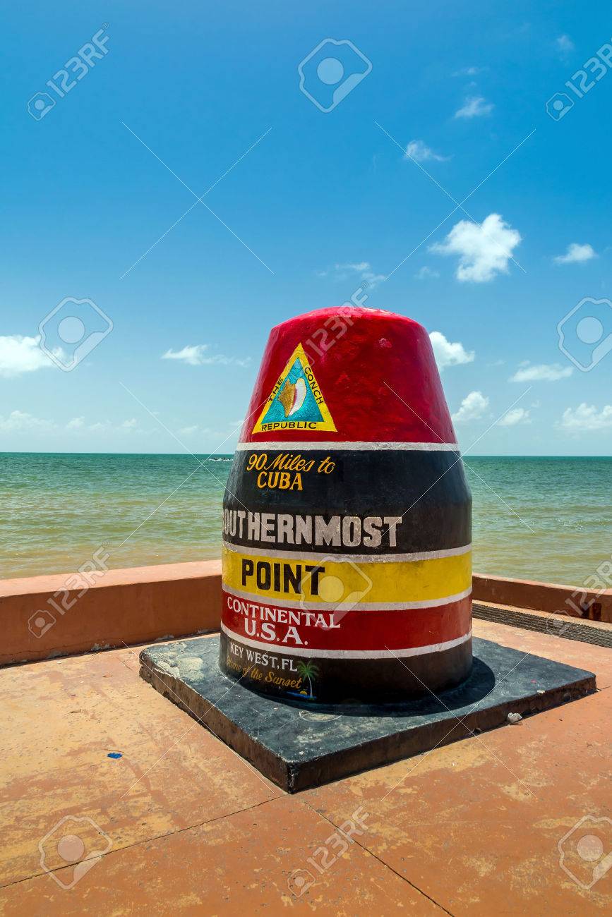 Das Key West Florida Boje Zeichen Markieren Den Sudlichsten Punkt Auf Der Kontinentalen Usa Und Die Entfernung Zu Kuba Lizenzfreie Fotos Bilder Und Stock Fotografie Image 30726560