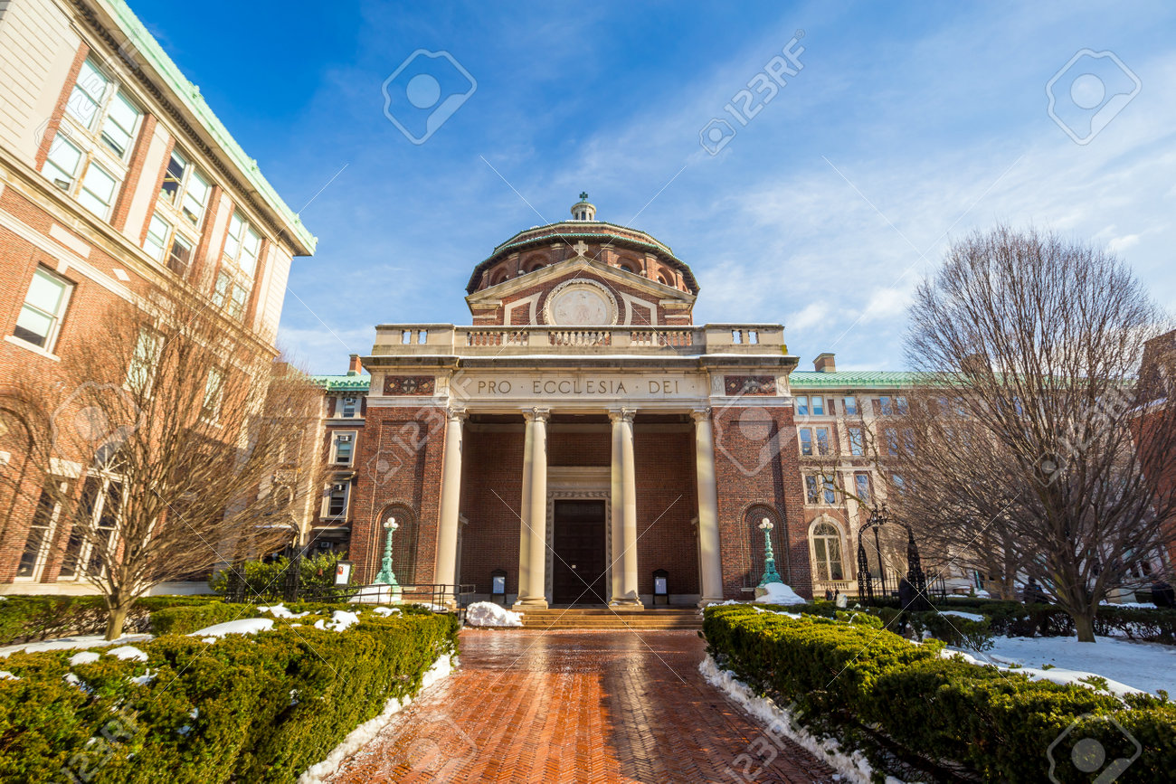 冬にニューヨークのコロンビア大学 の写真素材 画像素材 Image