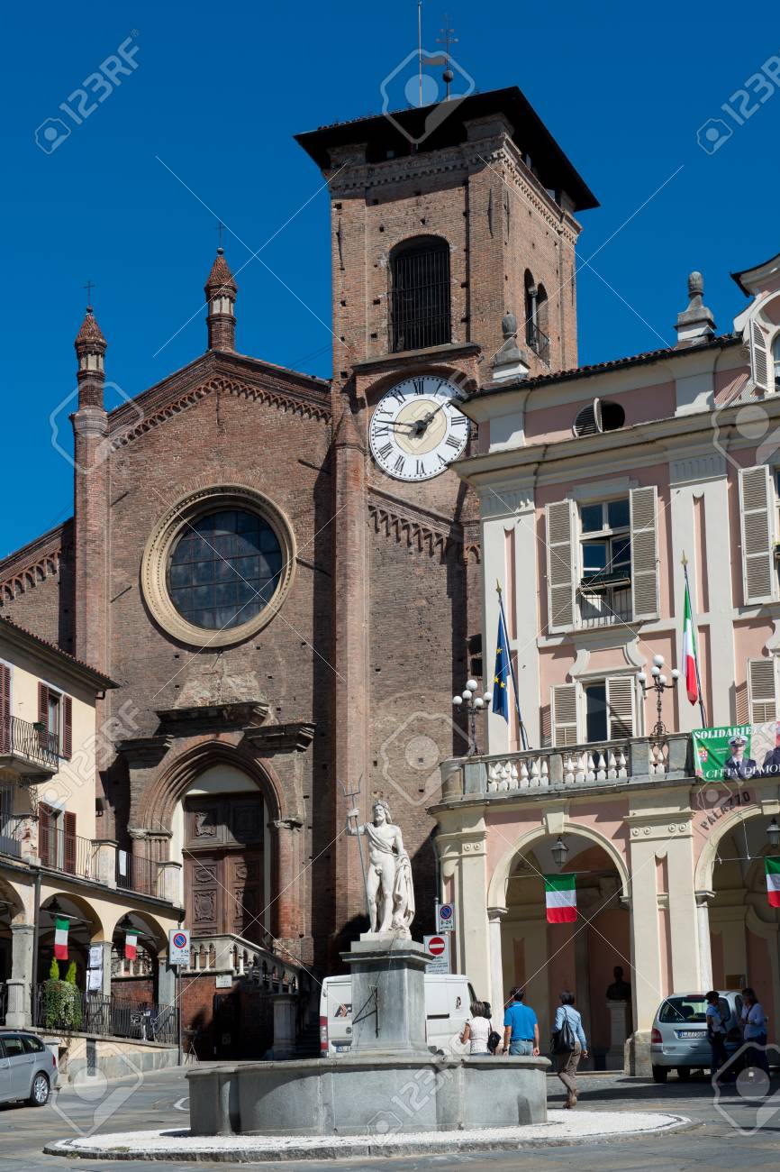 The main square of the village of Moncalieri, near Torino in Piedmont. - 31934182 The main square of the village of Moncalieri, near Torino in Piedmont. - 31934182