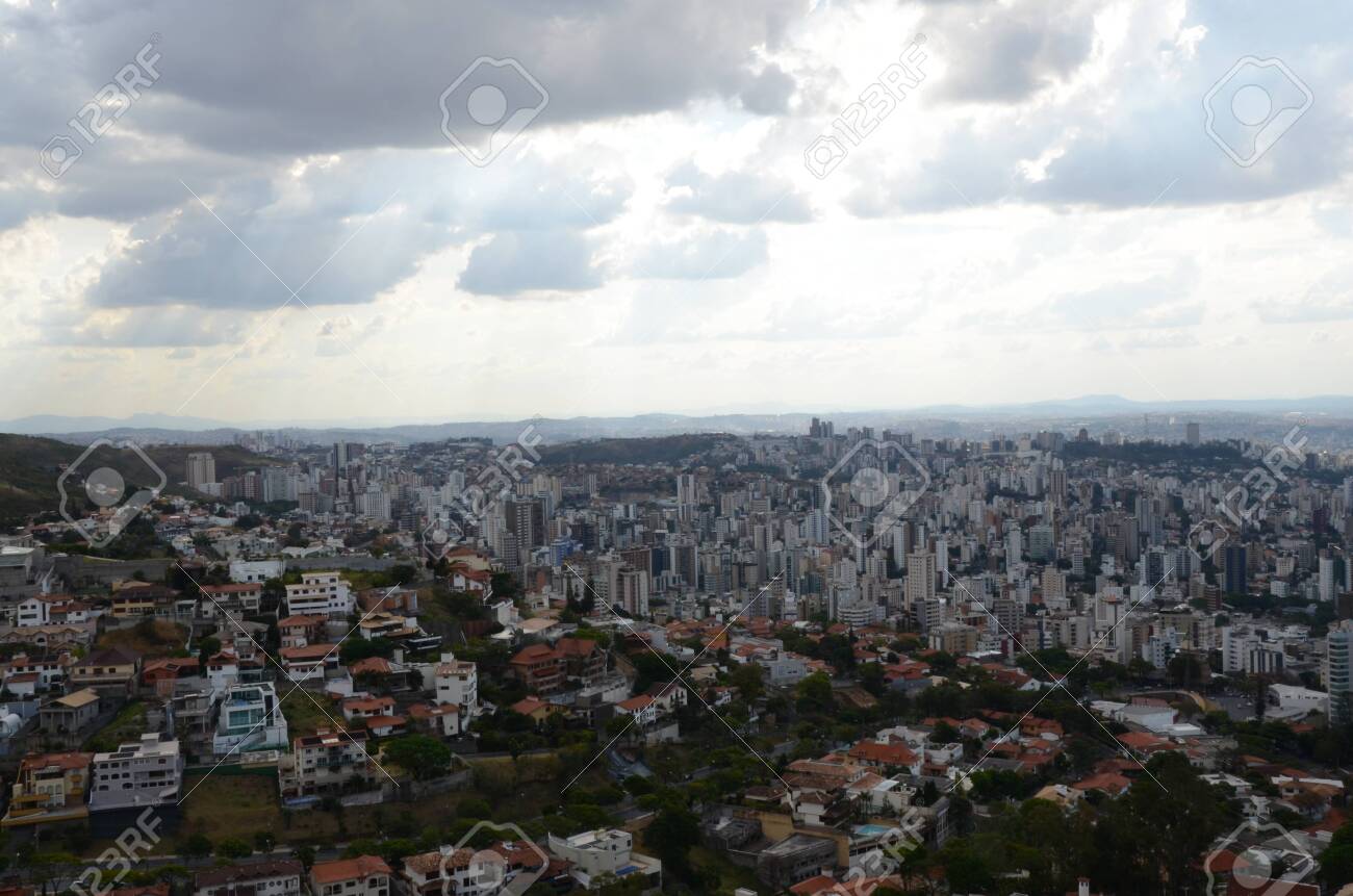Landscape of the city of Belo Horizonte, State of Minas Gerais, Brazil at a sunny day with blue sky at 3pm in the spring - 151517326 Landscape of the city of Belo Horizonte, State of Minas Gerais, Brazil at a sunny day with blue sky at 3pm in the spring - 151517326