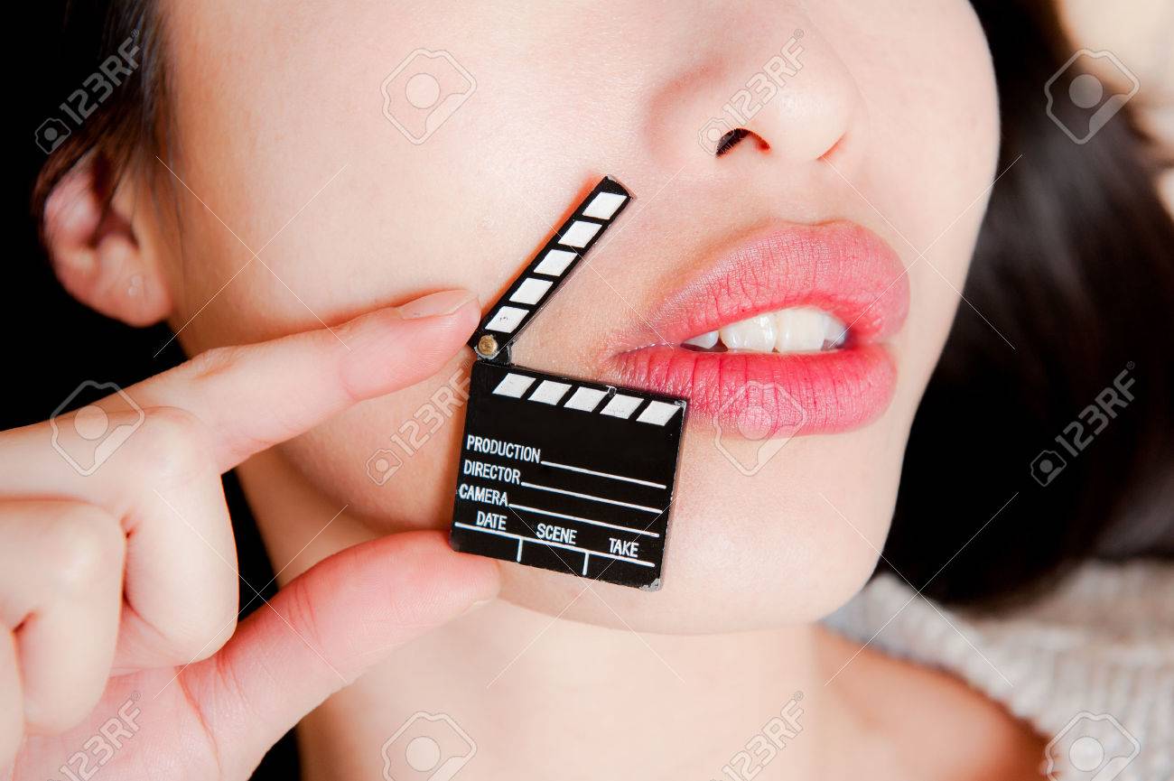 swingers-facial-hand-free-movie-pics-from