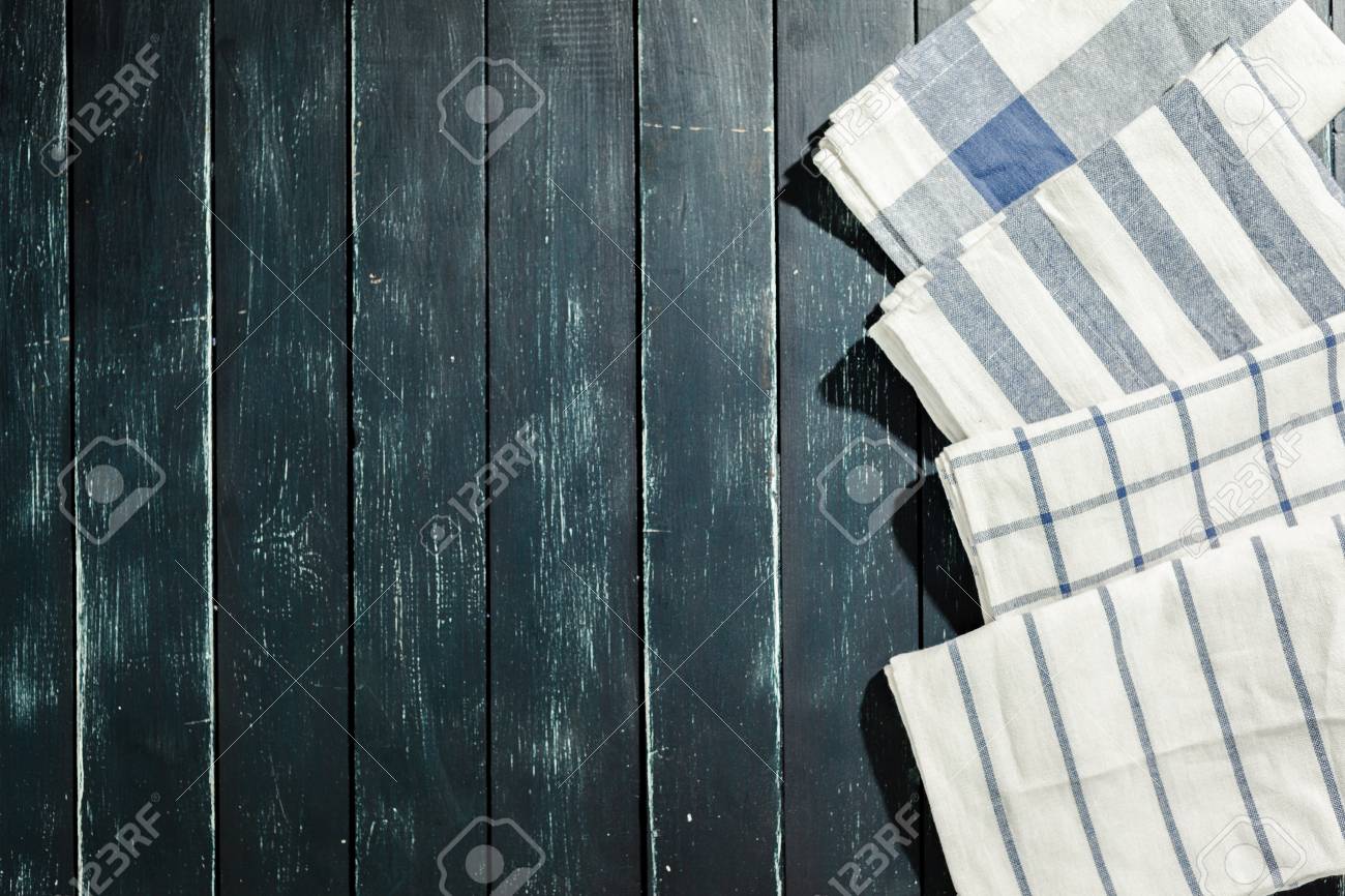 tablecloth on black wooden table - 86149198 tablecloth on black wooden table - 86149198