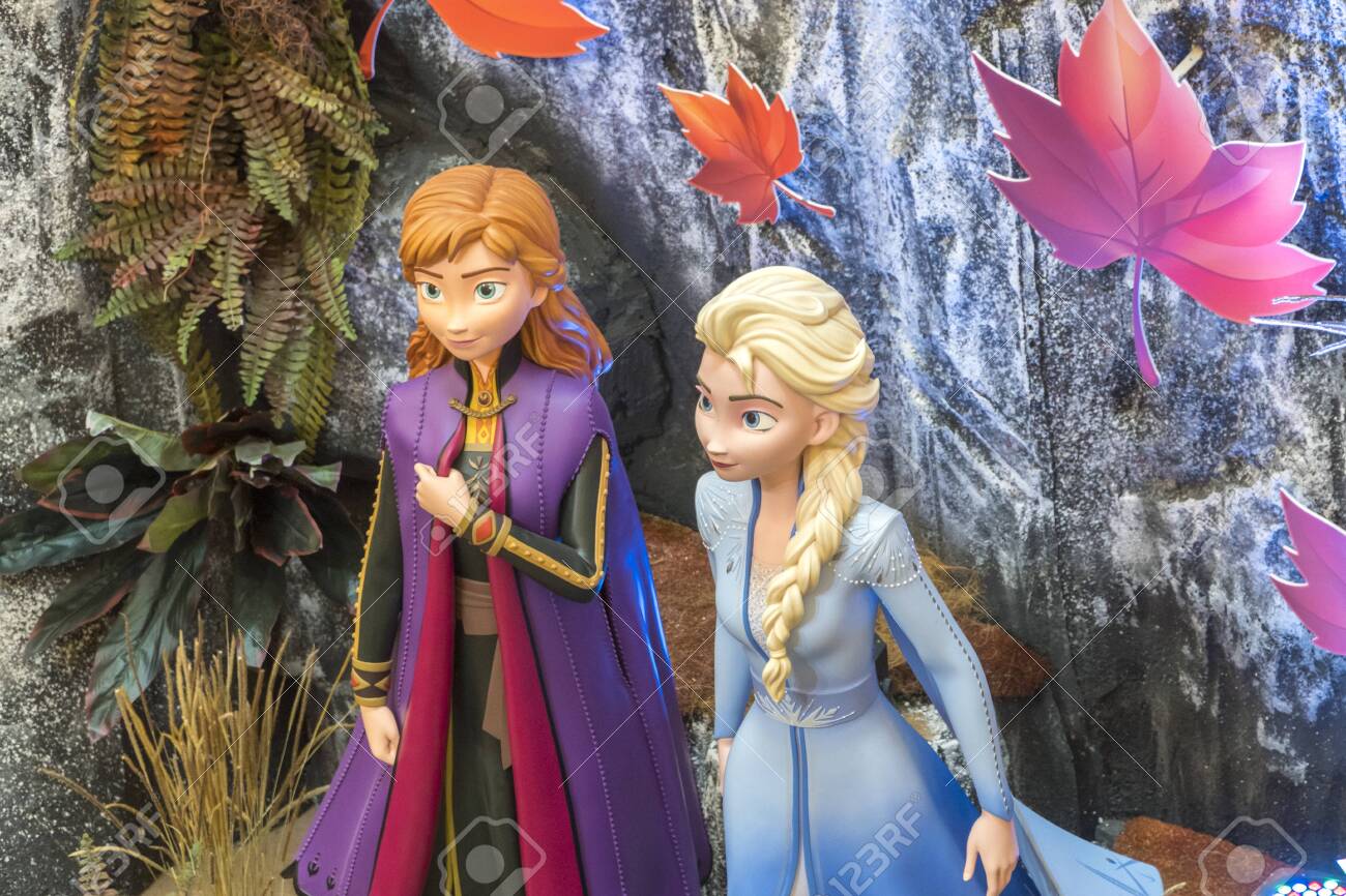 Kuala Lumpur Malaysia November 17 2019 Princess Elsa And Stock Photo Picture And Royalty Free Image Image 137449798