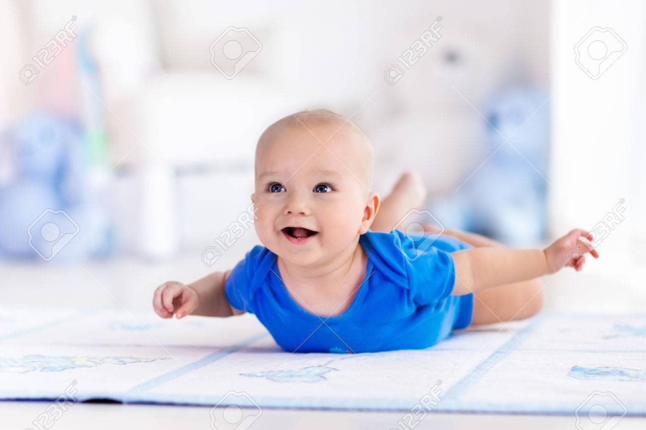 toys to help baby crawl