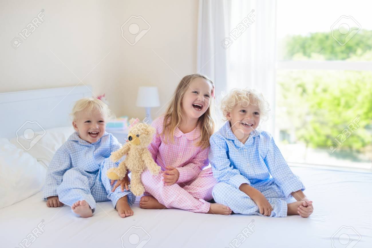 kid and play pajamas