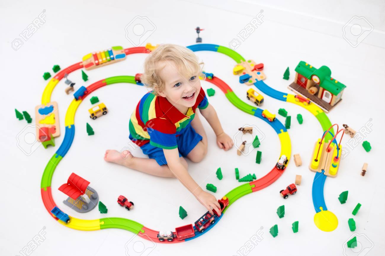 toy train videos for preschoolers