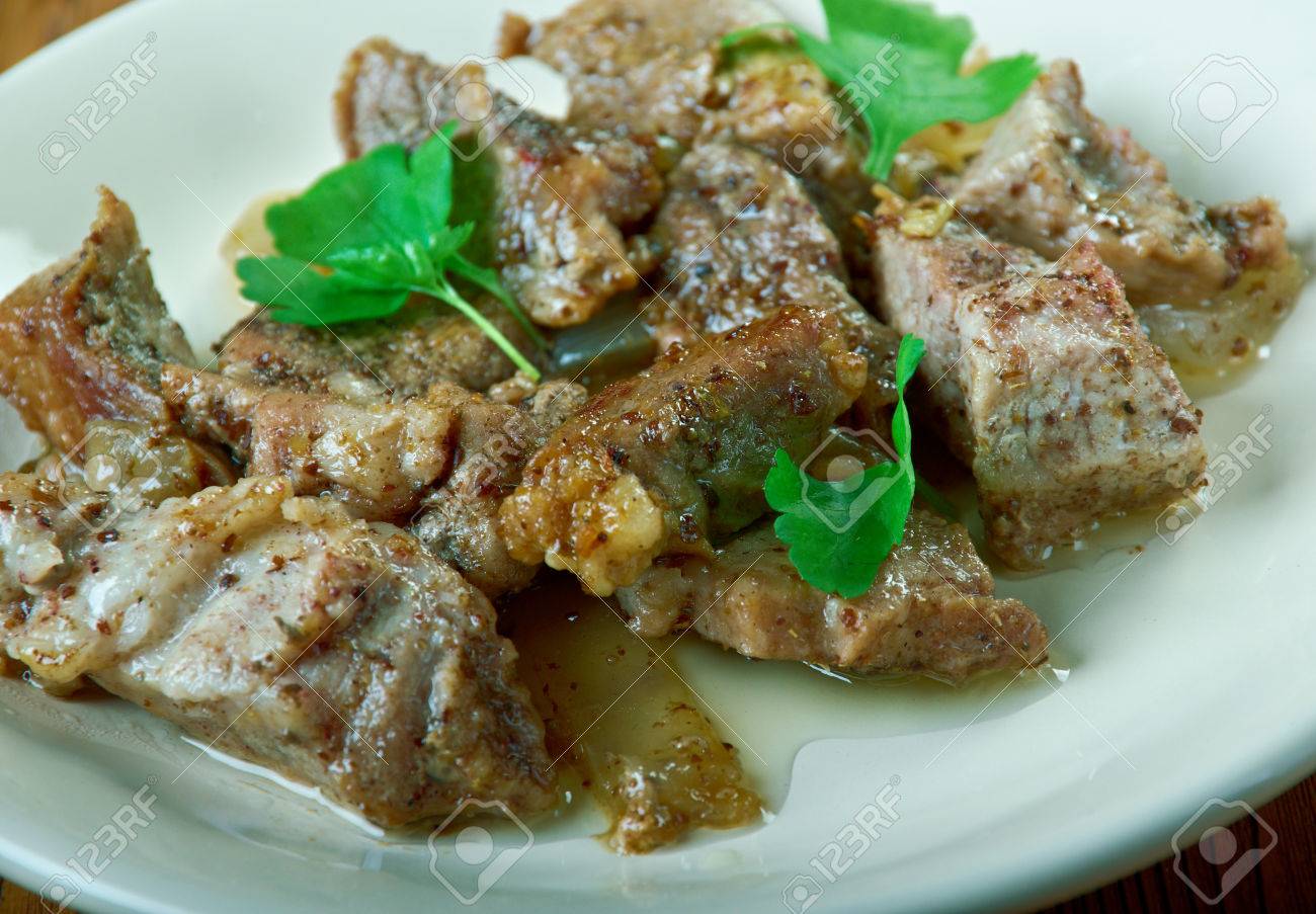 トリニ geera 豚肉が食欲をそそる 豚肉は クミンの種子とコショウだけ