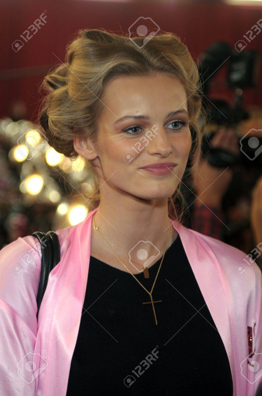 Paparazzi Natalia Vodianova nudes (12 foto and video), Pussy, Bikini, Feet, braless 2019 Paparazzi Natalia Vodianova nude (78 photos), Tits, Bikini, Feet, braless 2019