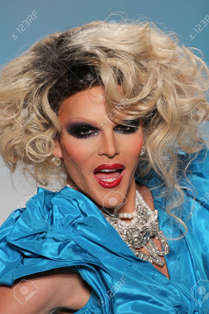 NEW YORK, NY - SEPTEMBER 10: Willam Belli Walks The Runway At The Betsey  Johnson Fashion Show During MBFW Spring 2015 At Lincoln Center On September  10, 2014 In NYC Stock Photo,, image size:866x1300